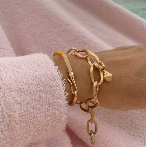 Love Armband Medium Guld 18 cm
